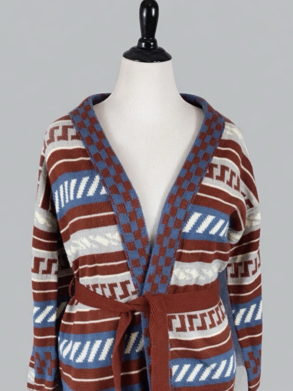 Grand Prix 100% Acrylic Size L Geometric Pattern Belted Knit Cardigan Sweater
